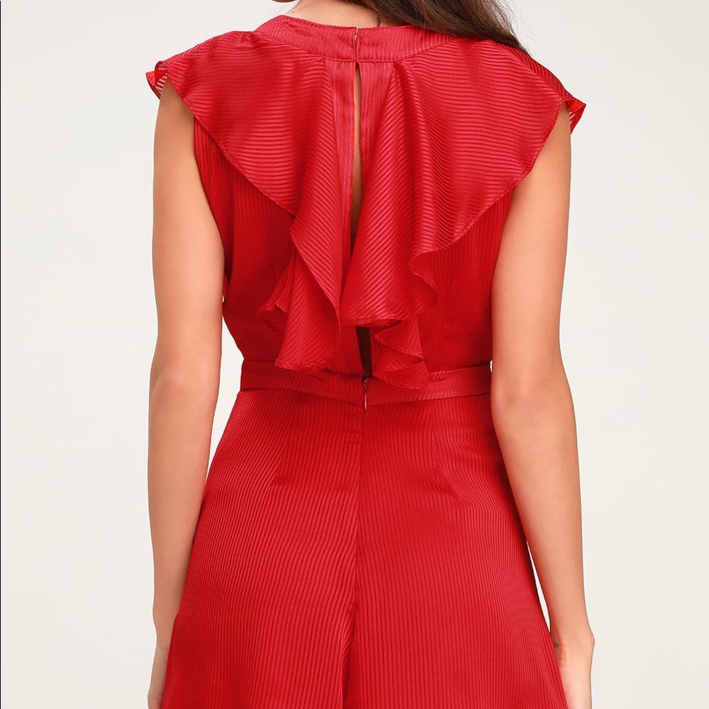 WAYF Easton Red Ruffle Surplice Romper - Picture 3 of 7